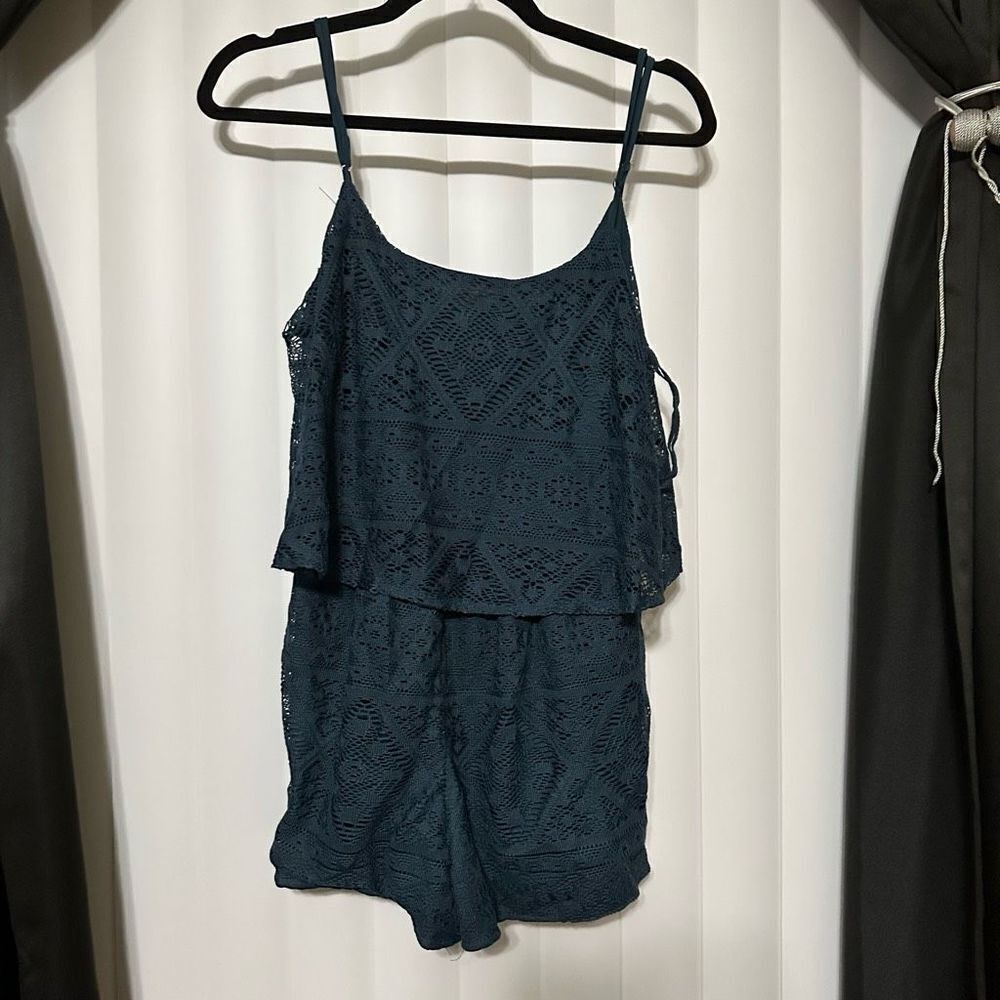 Aeropostale table cloth detailed teal/aqua romper, adjustable straps